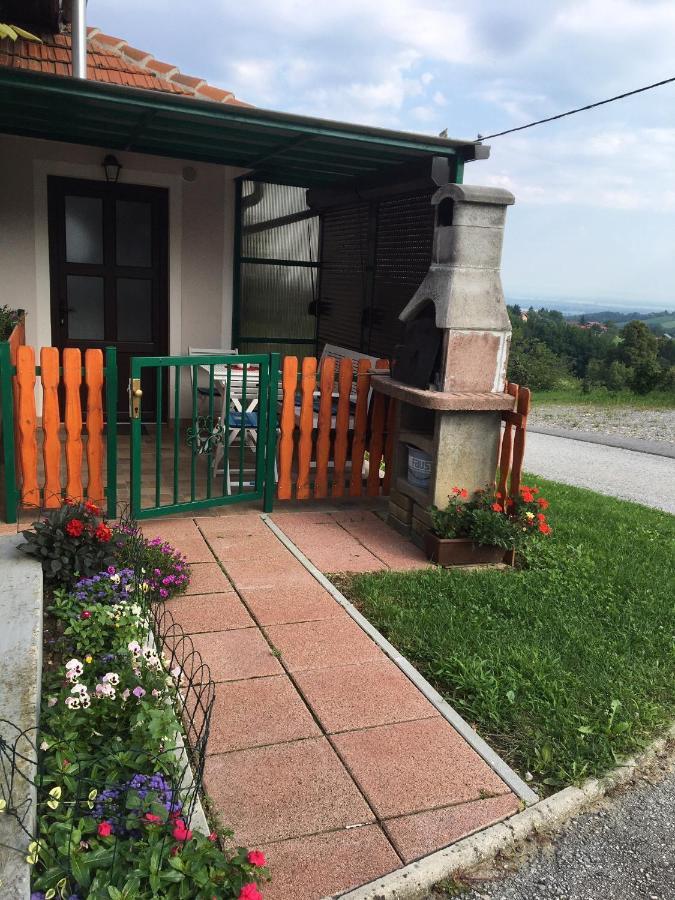 Strigova Holiday Home Maderka מראה חיצוני תמונה