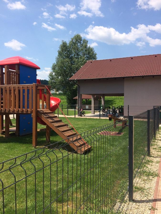 Strigova Holiday Home Maderka מראה חיצוני תמונה