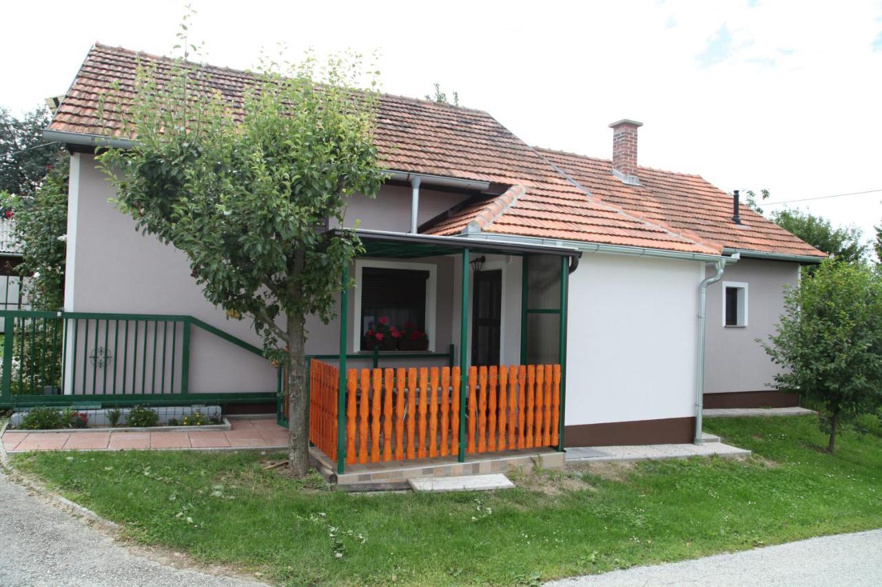 Strigova Holiday Home Maderka מראה חיצוני תמונה